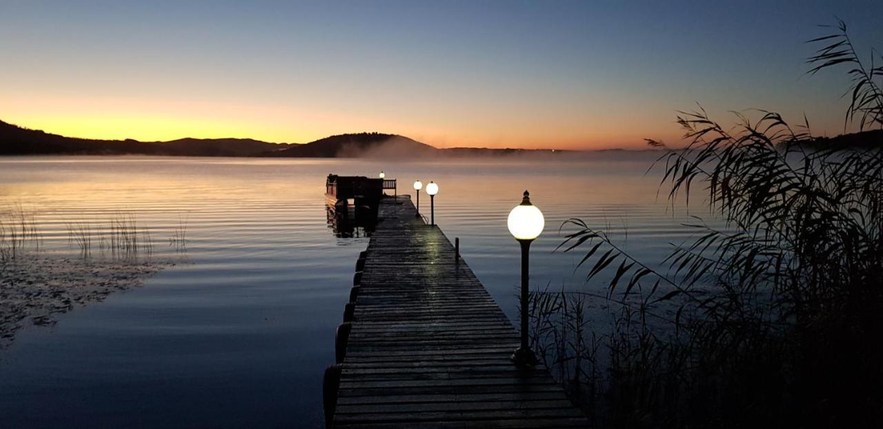 Kairos On The Lake, Swartvlei Lake, Sedgfield, Garden Route Sedgefield Exteriör bild